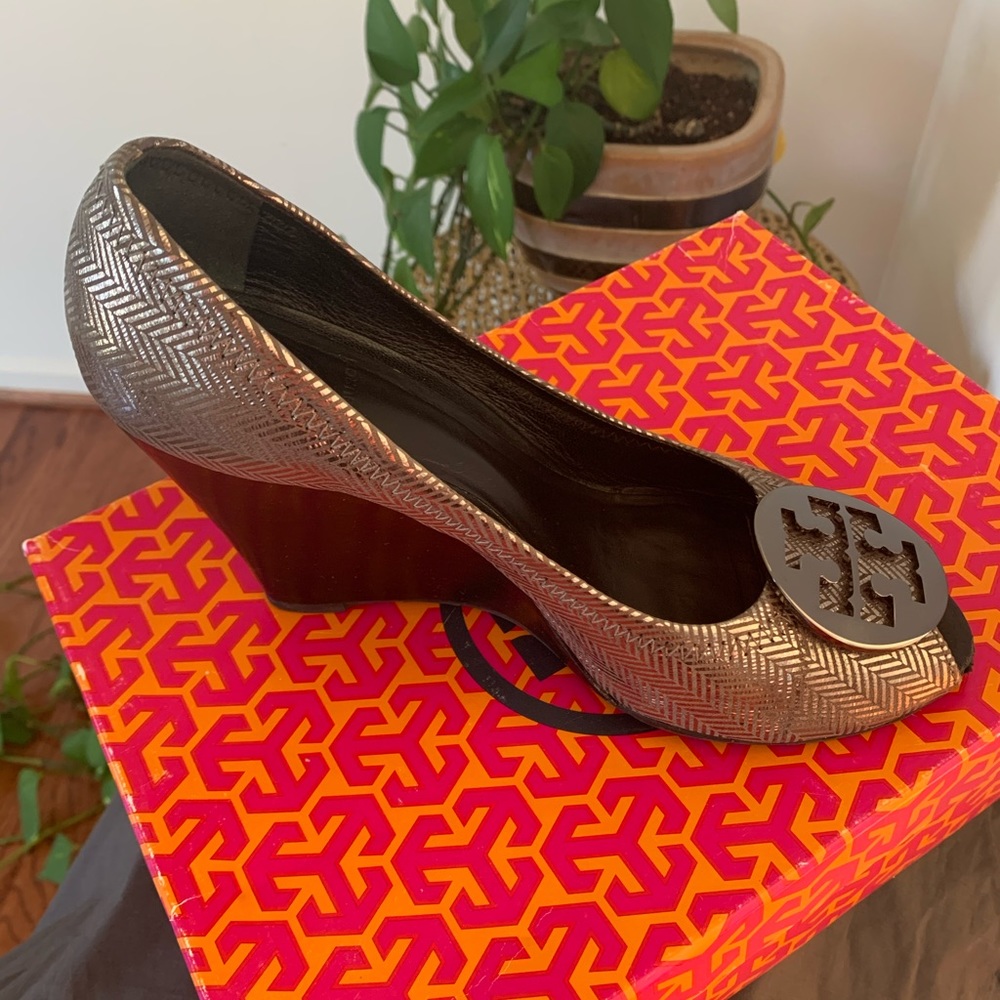 Tory Burch open toe wedges